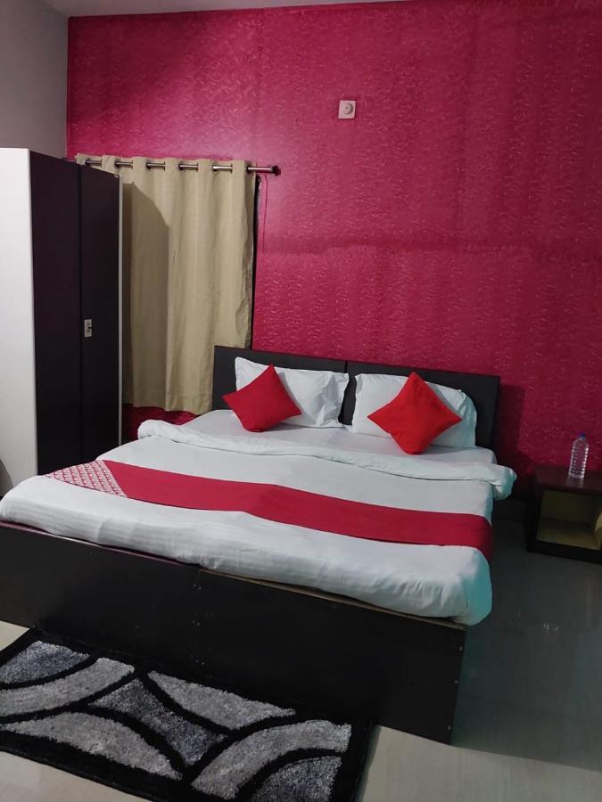 Hotel Madison Homes Бхубанешвар Екстериор снимка