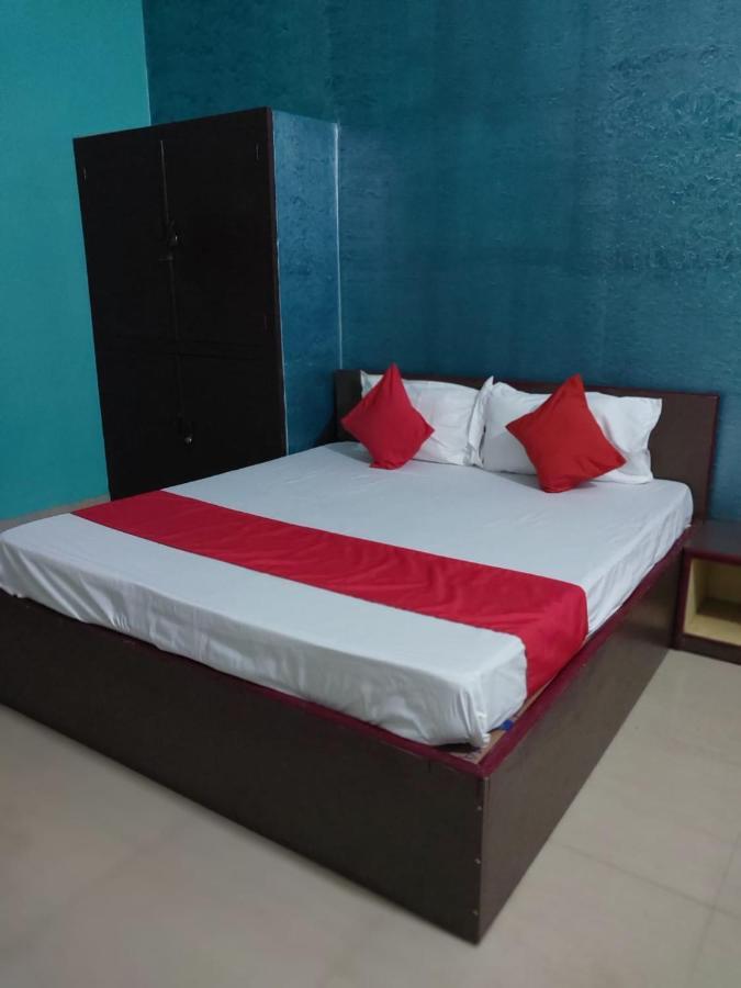 Hotel Madison Homes Бхубанешвар Екстериор снимка
